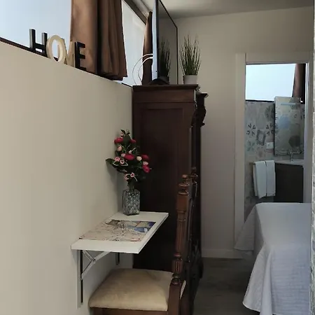 Fermarca De La Torre De Lujo En *